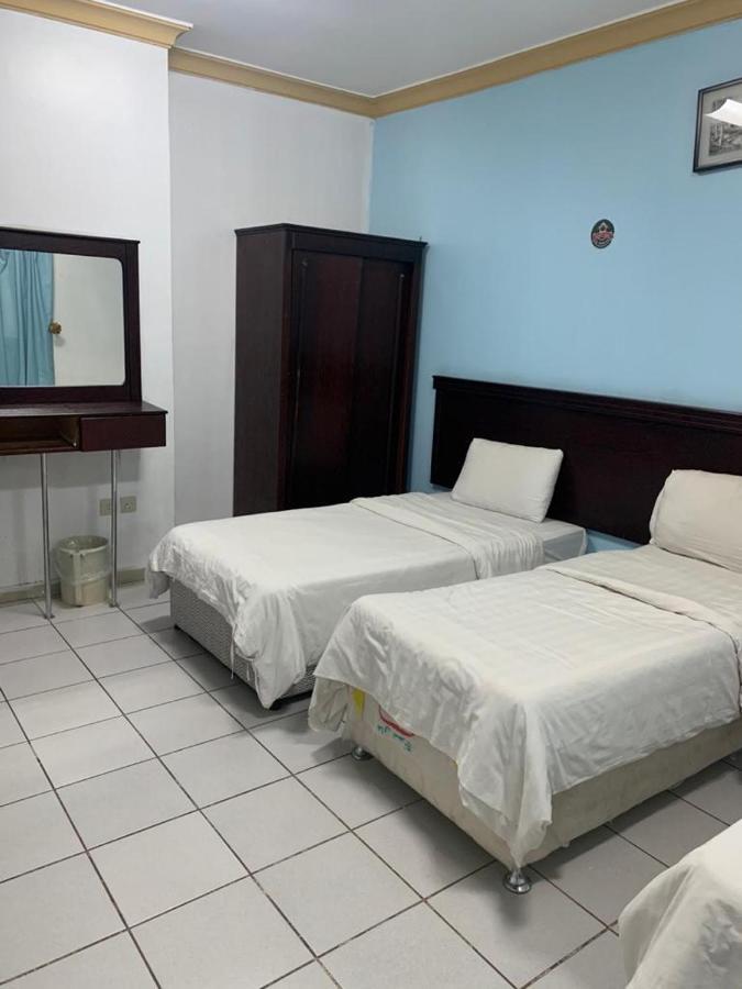 Hend Plaza Hotel Медина Екстериор снимка